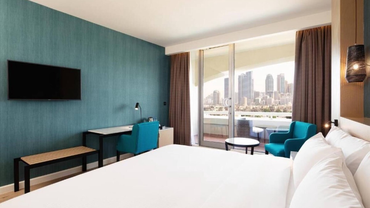 Beach & Coast Apartment | Deluxe City View With Balcony Near Al Khan Beach