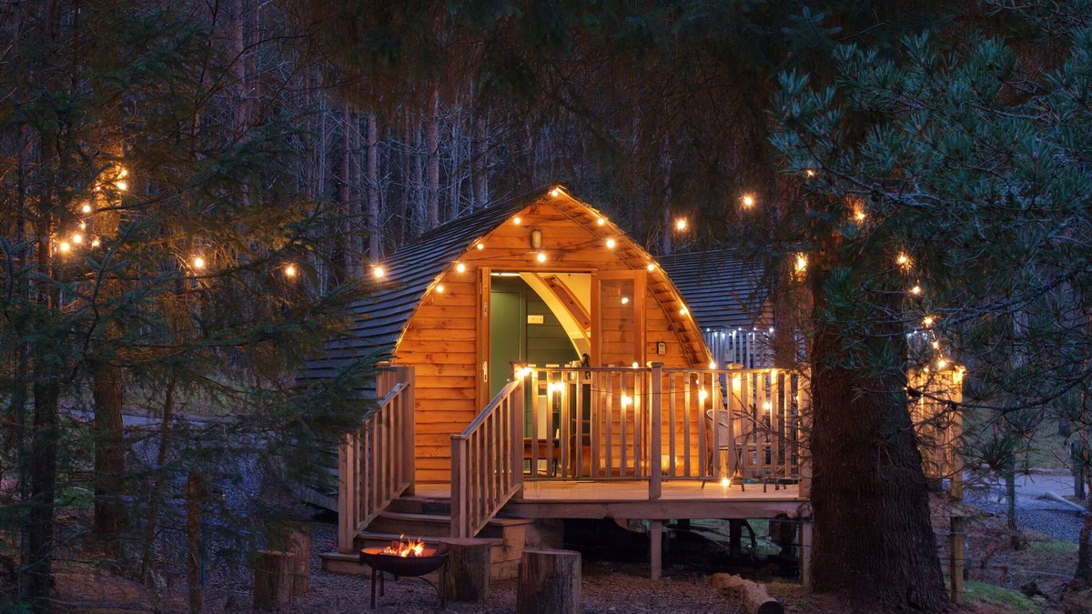 Tomintoul Cabin | Deluxe Cosy Cabin in the Scottish Highlands