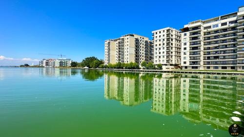 Constanta Apartment | Deluxe Criss Solid Residence Mamaia