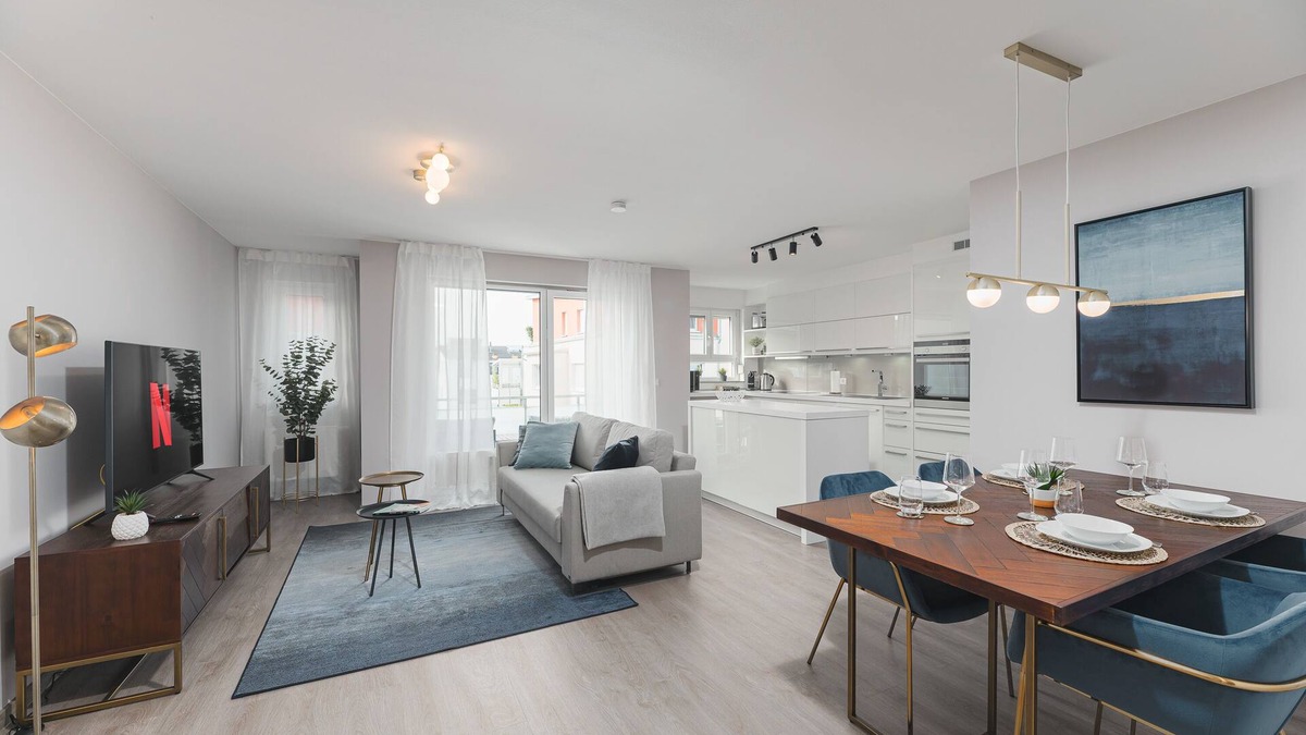 Leinfelden-Echterdingen Apartment | Deluxe Apartment 2 Schlafzimmer - Kostenlos Parken - Messe Flughafen - Balkon