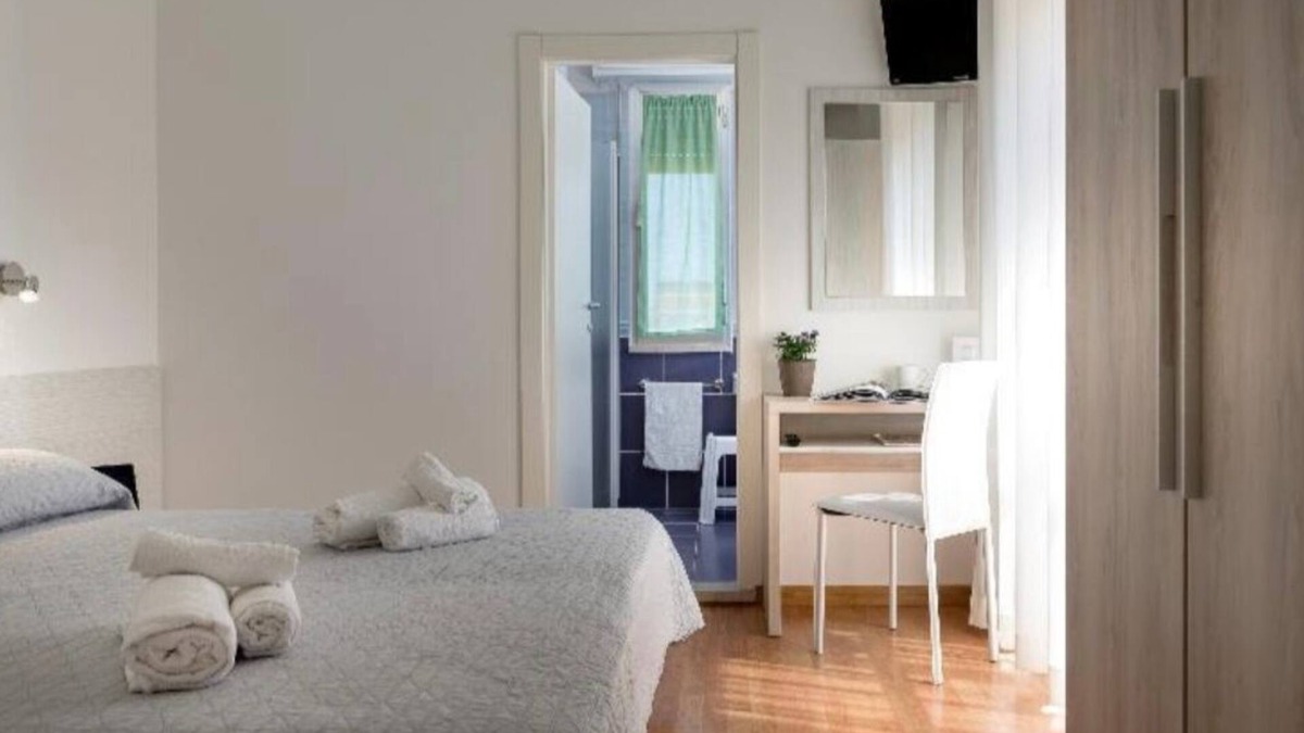 Cagnona Hotel | Deluxe Double Room beautiful panoramic view