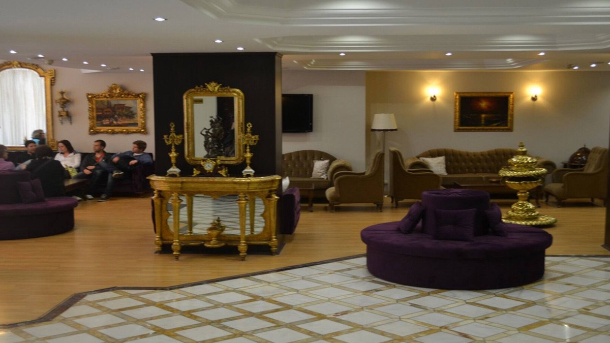 Aksaray Apartment | Deluxe Double Room in Laleli ( Rental 8286135 )