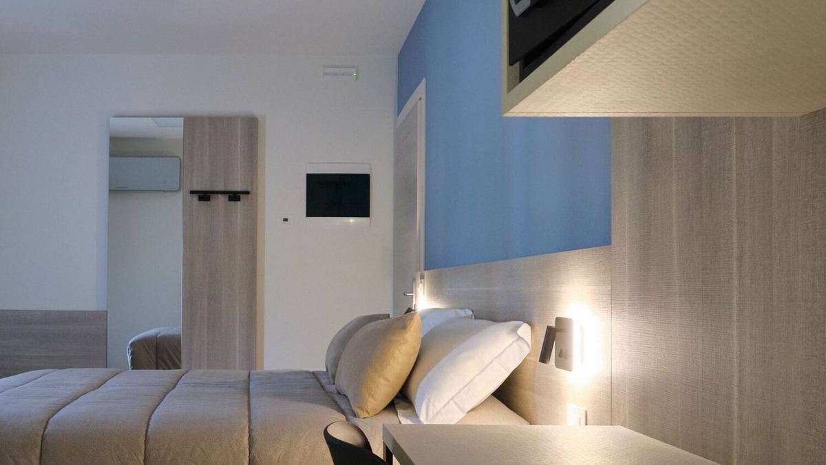 Porto Viro Apartment | Deluxe Double Room