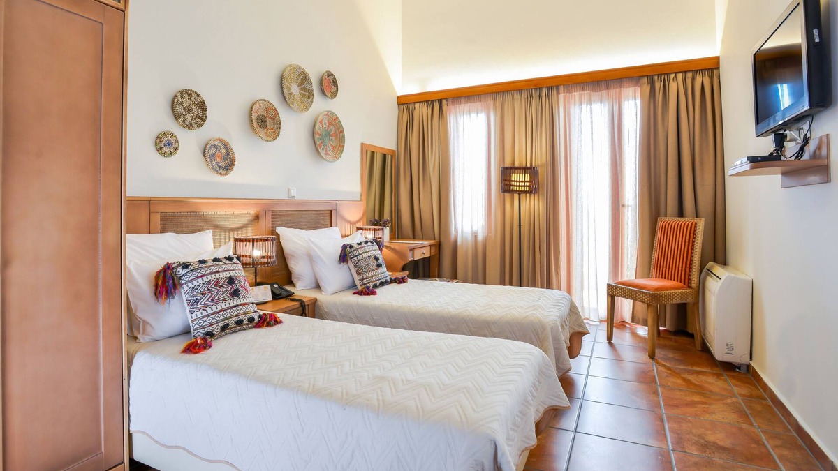 Varos Hotel | Deluxe Double Room/Varos Village Boutique Hotel