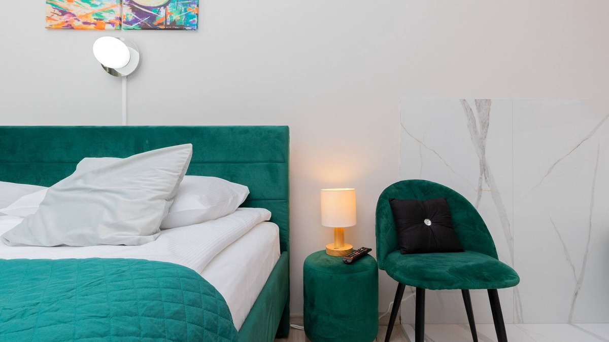 Pruszcz Gdanski House | Deluxe house 5 miles to an Old Town with double walk-in shower and Victorian tub