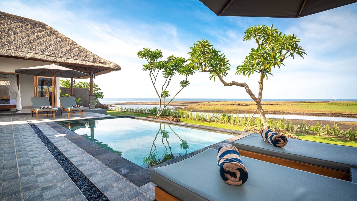 Kalisada Villa | DeLuxe Pool villa 1, one bedroom luxury villa with panoramic rice field view!