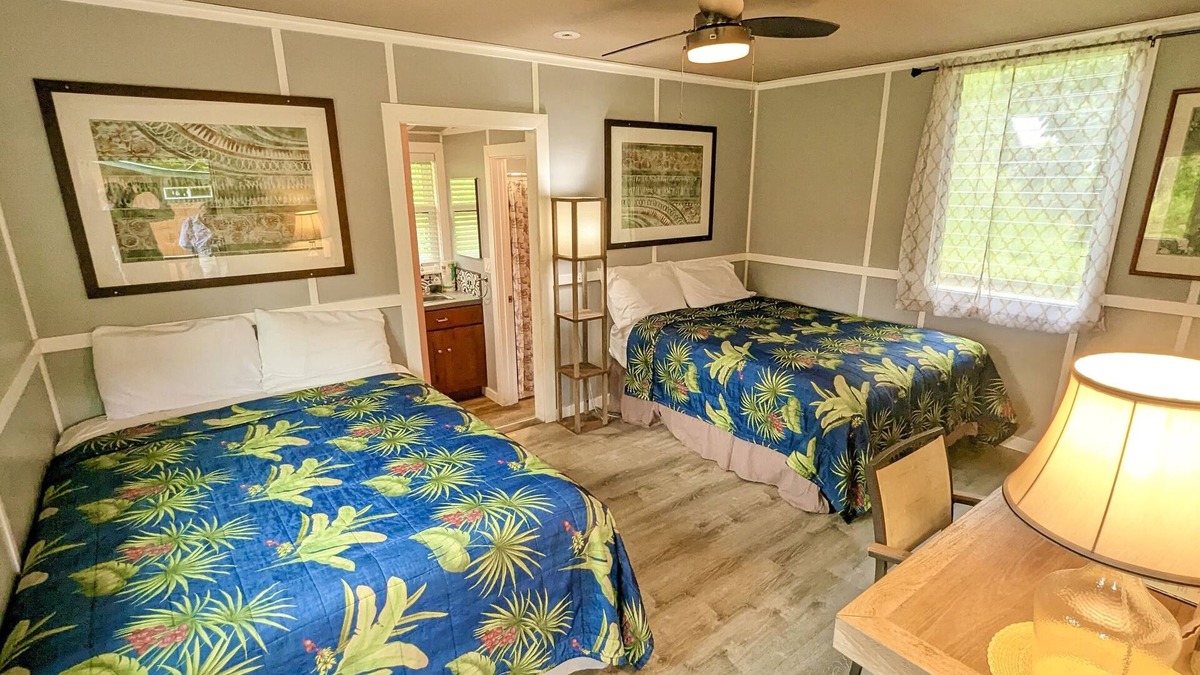 Pahoa Cabin | Deluxe Premium Cabin at Eco Retreat & Farm-Stay