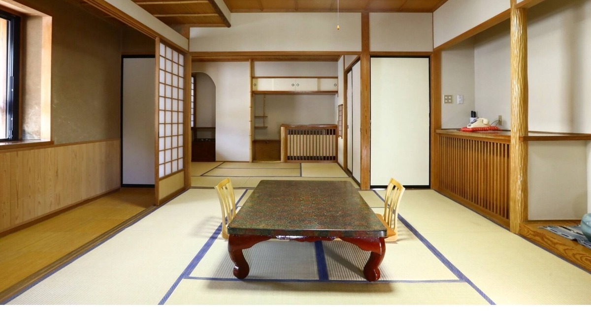 Nozawaonsen House | Deluxe Room A popular inn in the center of Nozawa Onsen 1 night with dinner breakfast / Shimotakai-gun Nagano