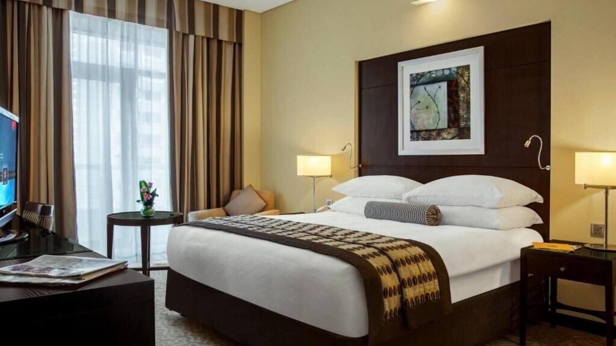 Barsha Heights Hotel | Deluxe Room Near Internet Metro Station By E R