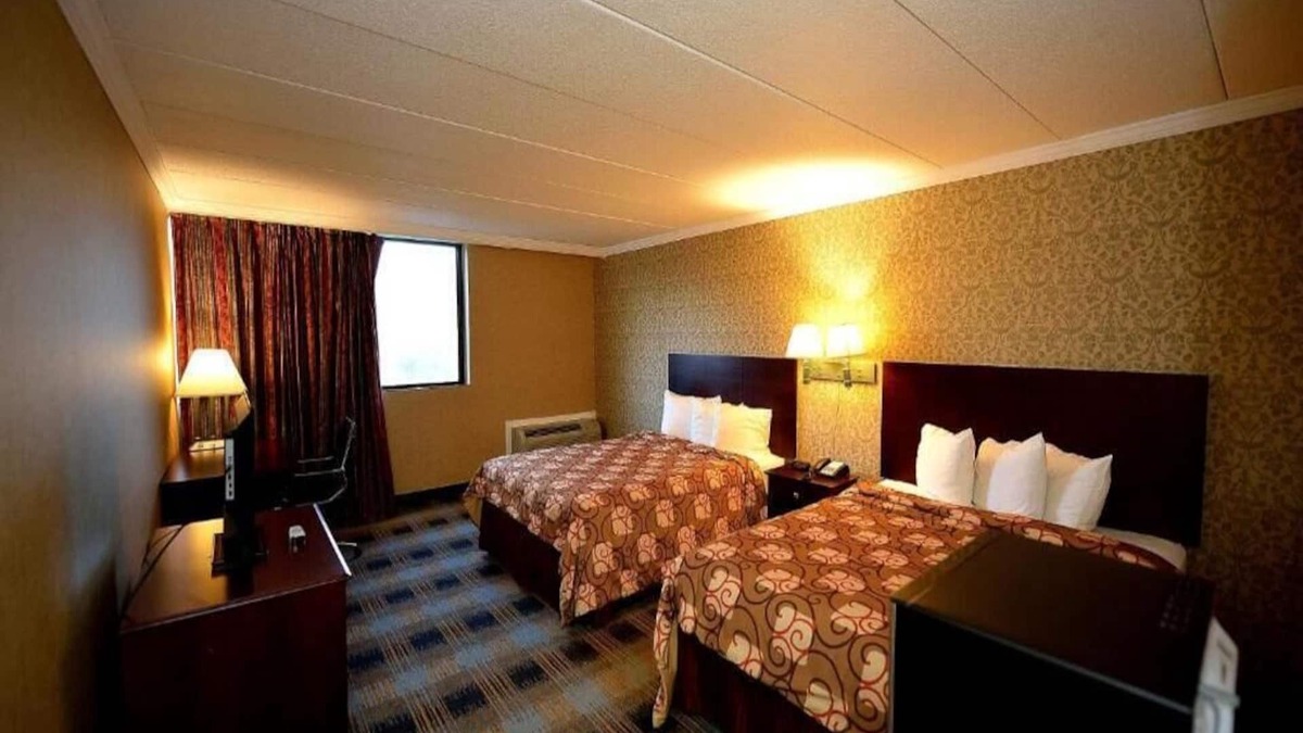 Somerset Hotel | Deluxe Room, Two Queen Beds