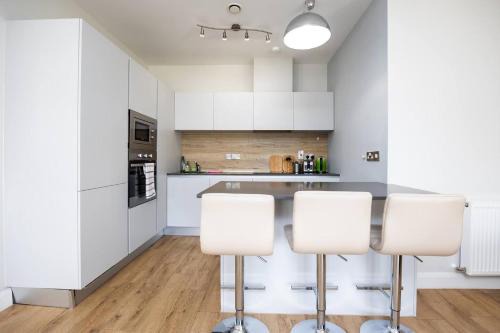 Dublin Apartment | Deluxe Seaview Apartment