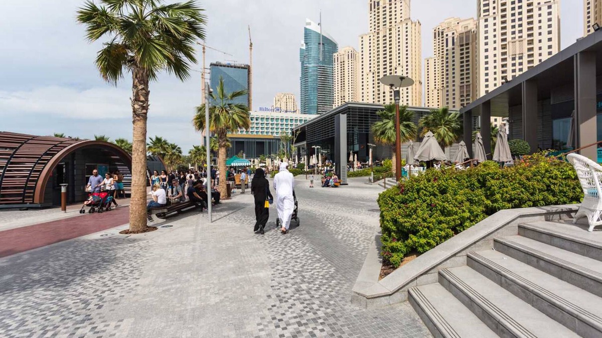 Jumeira 3 Apartment | Deluxe Studio at Al Thanyah Street, Barsha Heights