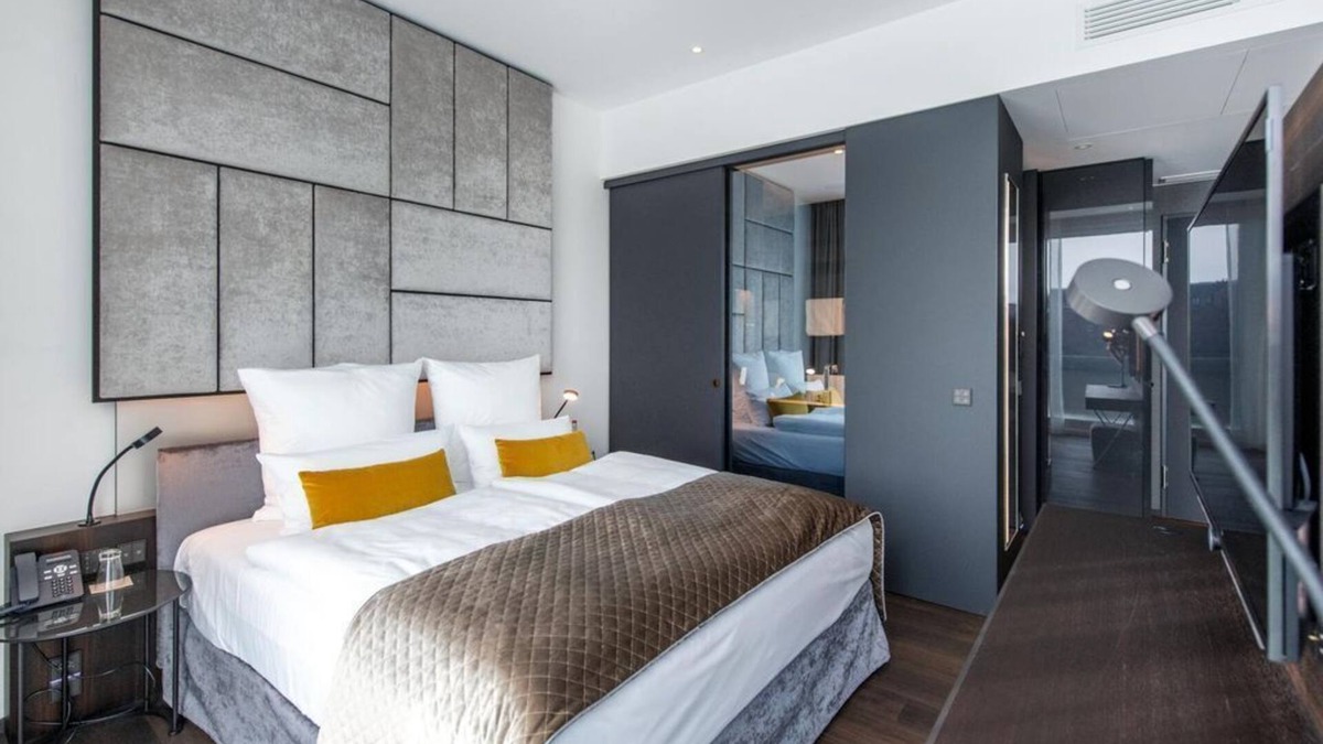 Metternich House | Deluxe Suite - Marinasuite - FÄHRHAUS Koblenz