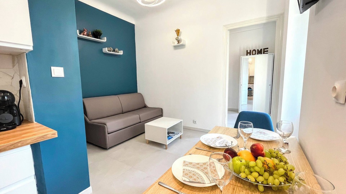 Vernier Apartment | Deluxe T2 * Lovely Balcony * Center * Liberation * Clim * WI-FI *