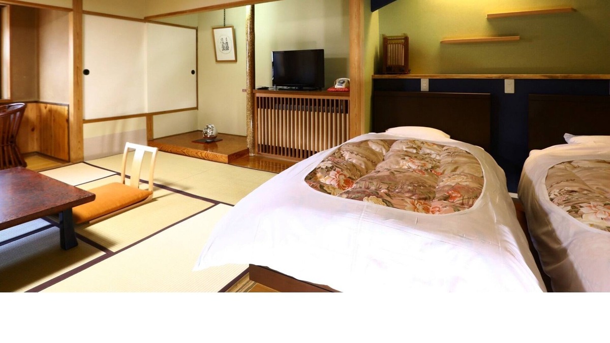Nozawaonsen House | Deluxe twin room A popular inn in the center of Nozawa Onsen 1 night with dinner breakfast / Shimotakai-gun Nagano