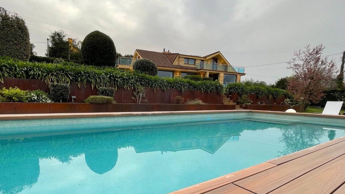 Maono Villa | Deluxe Villa, Finca Stylish Host Cantabria