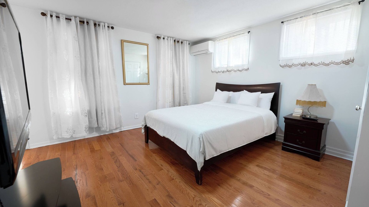 Flatlands Bed & Breakfast | Delz B&B