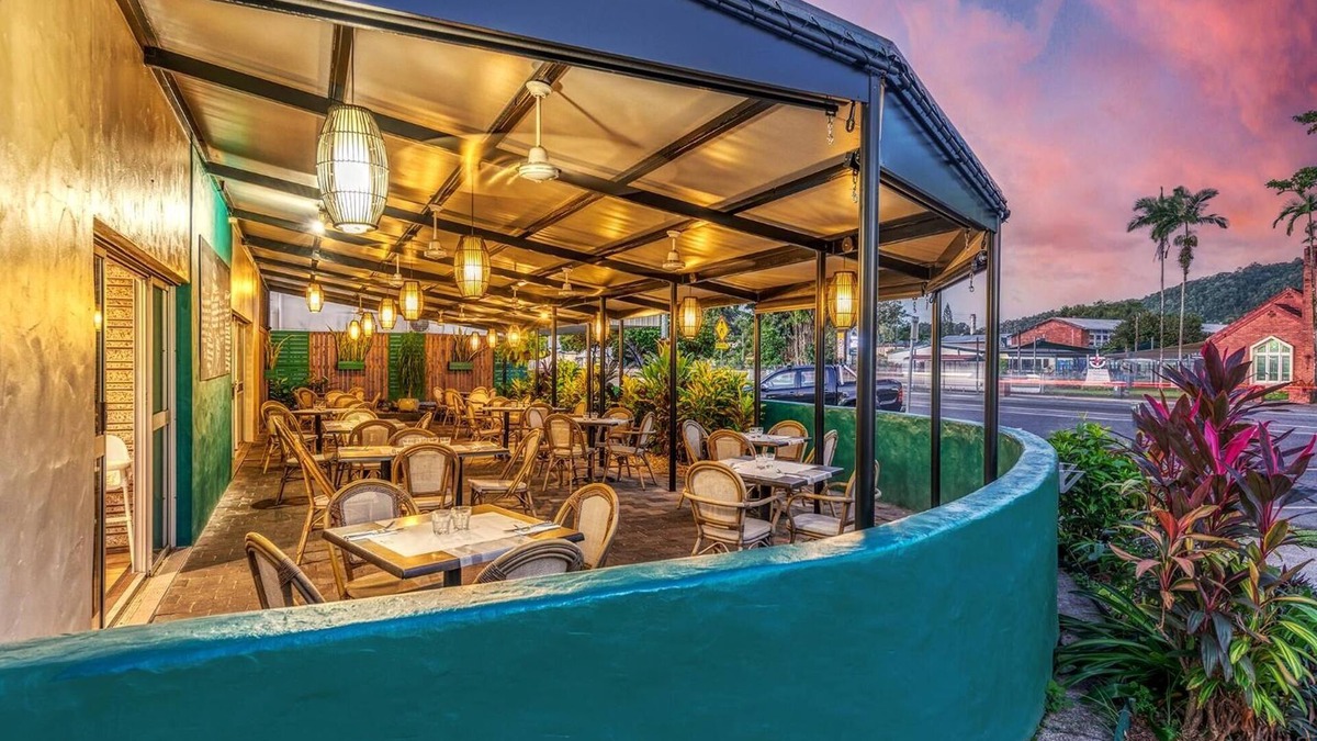 Mossman Hotel | Demi View Motel
