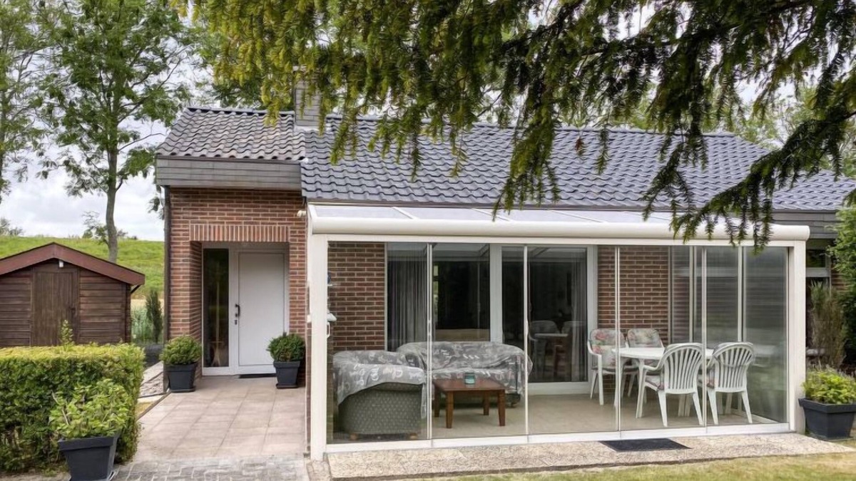 Brouwershaven House | Den Osse by Interhome