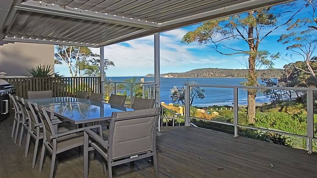 Denhams Beach House | Denham Avenue Whole House Beachside Escape