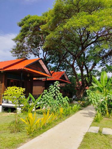 Downtown Siem Reap House | Densy Angkor Bungalow