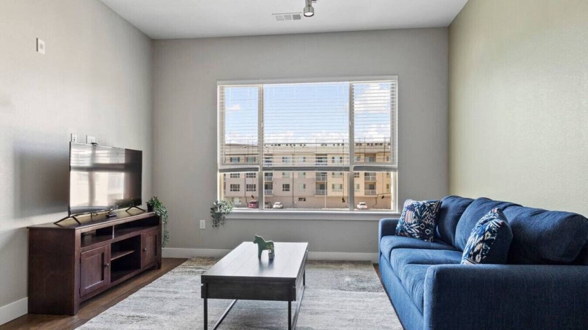 Lone Tree Apartment | Denver - Home Away From Home