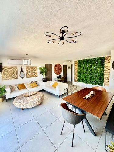 Boulevard Barra Vieja Apartment | Departamento Boutique con 7 Albercas, Club de Playa y Casa Club