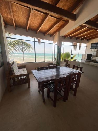 Lobitos Apartment | DEPARTAMENTO FRENTE AL MAR NUEVO LOBITOS DEBAJO DEL ALBERGUe