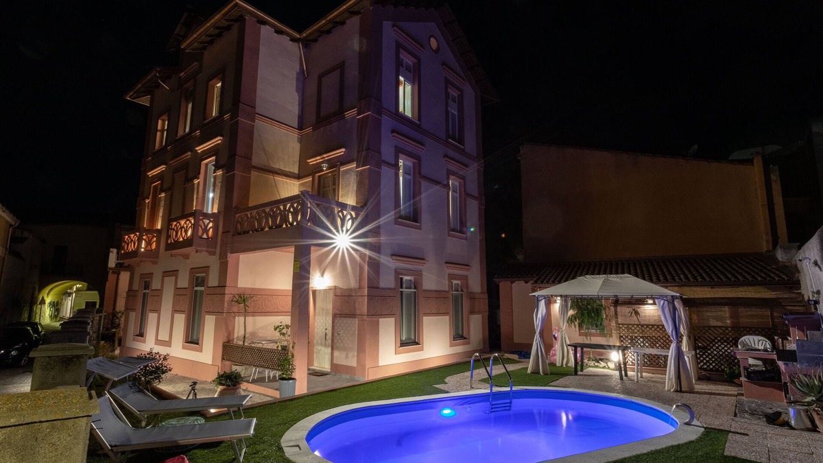Oristano Historic Centre Condo | Dependence 1 Maison Belle èpoque & suites