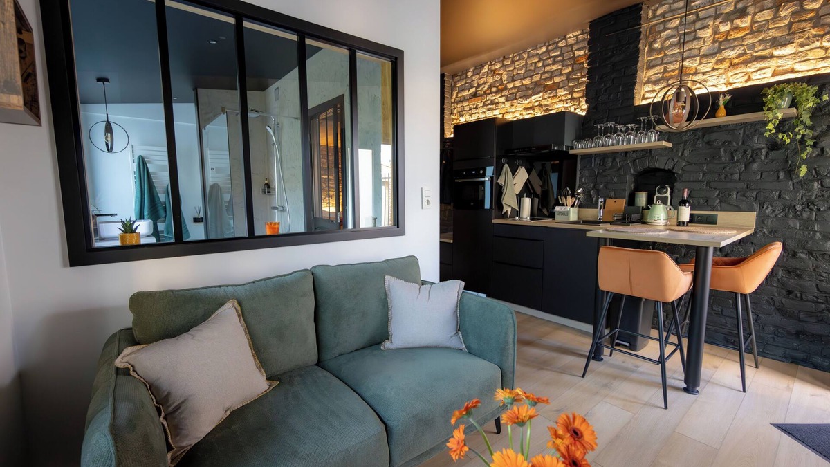 Sebourg Cottage | Dependency. Charm, nature and balneotherapy for a break for two.