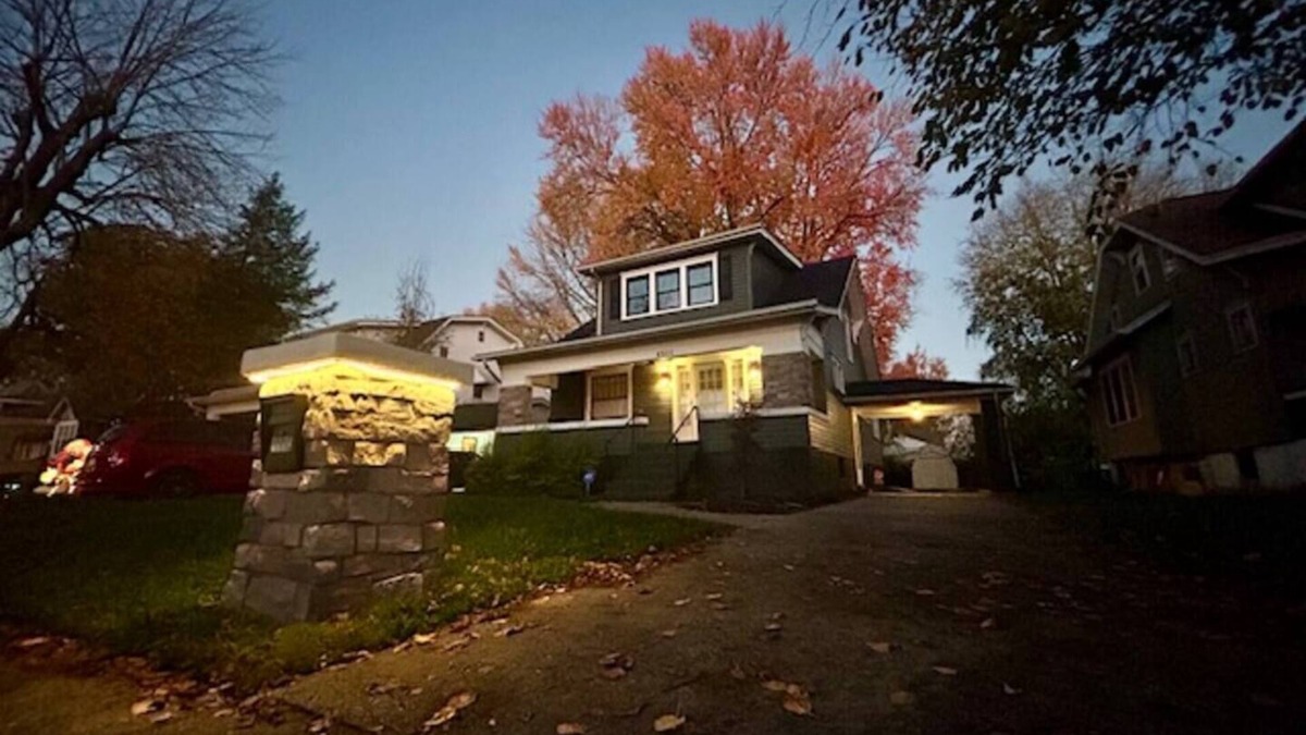 Beechmont House | "Derby City Relax" A Very charming & Spacious 3 Bedroom, 2 Bath, Entire Home