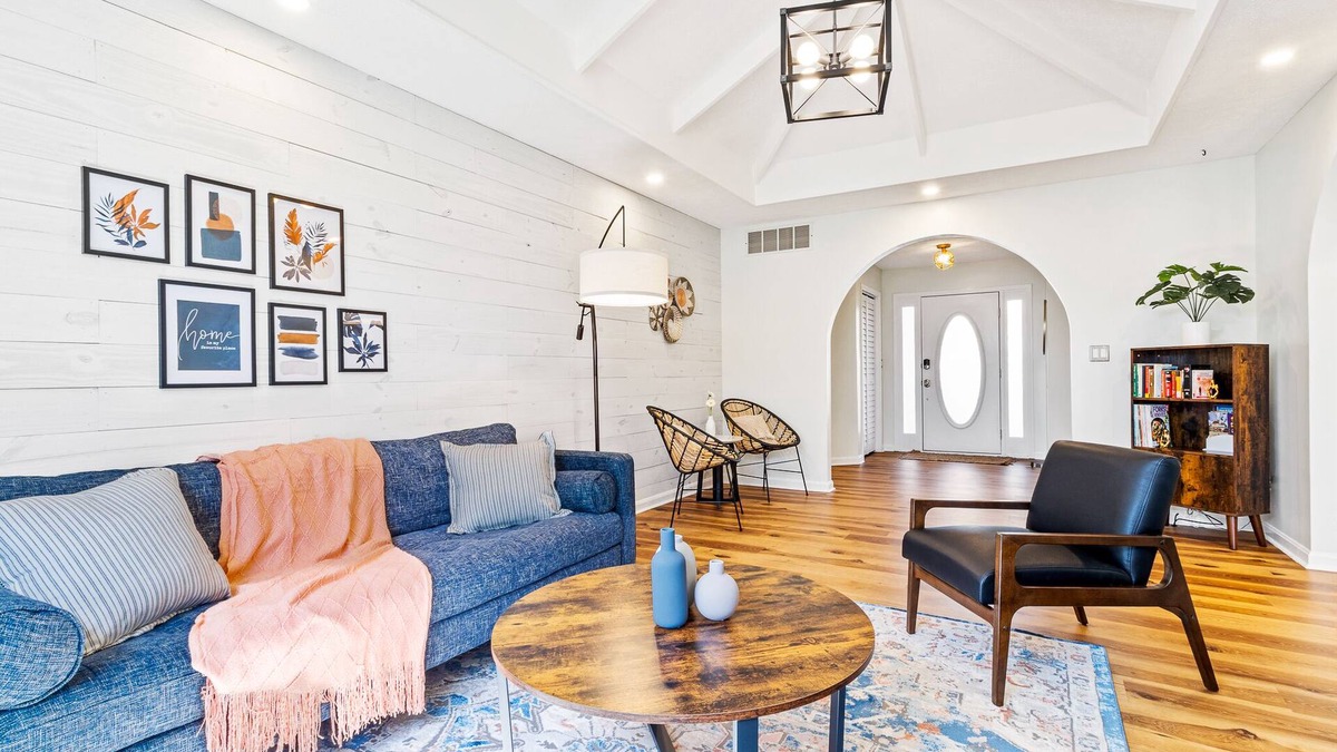 New Albany House | Derby Stay w/King Beds & Netflix