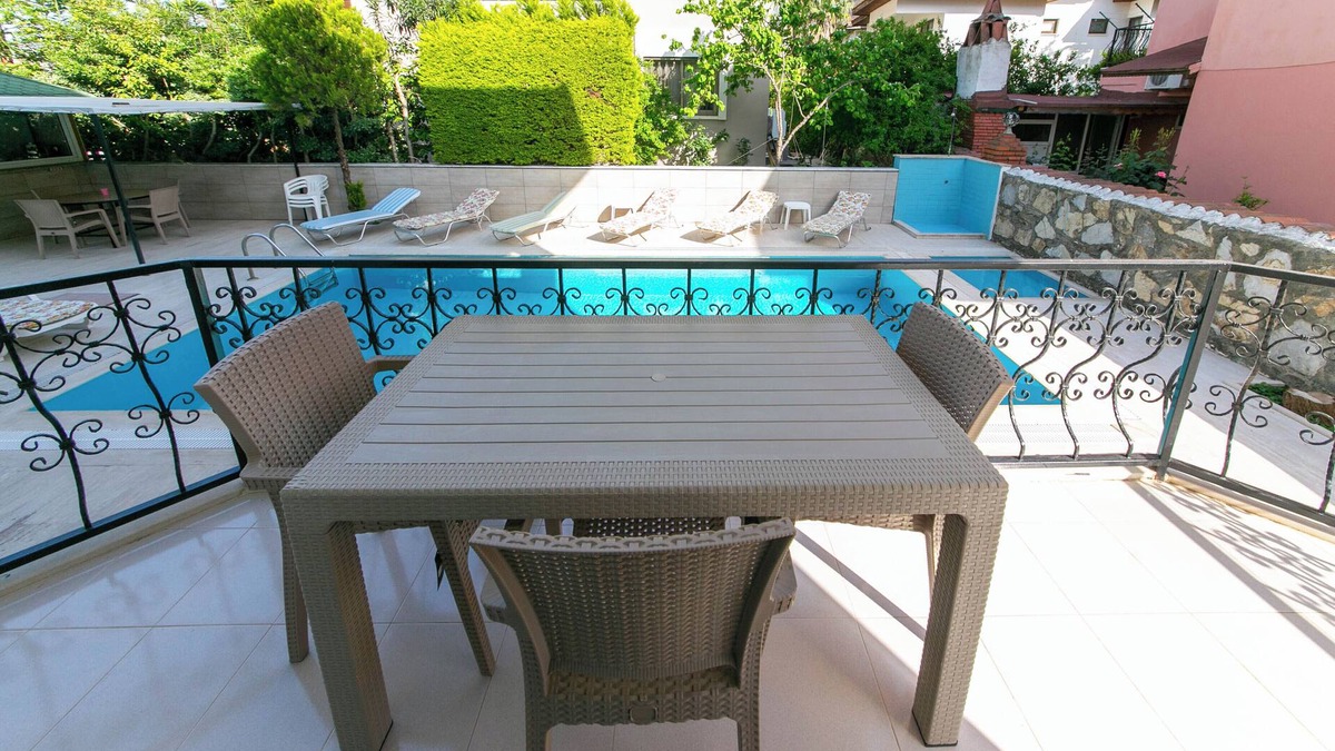 Icmeler Apartment | Dere Apartment 2 Icmeler Daily Weekly Rentals