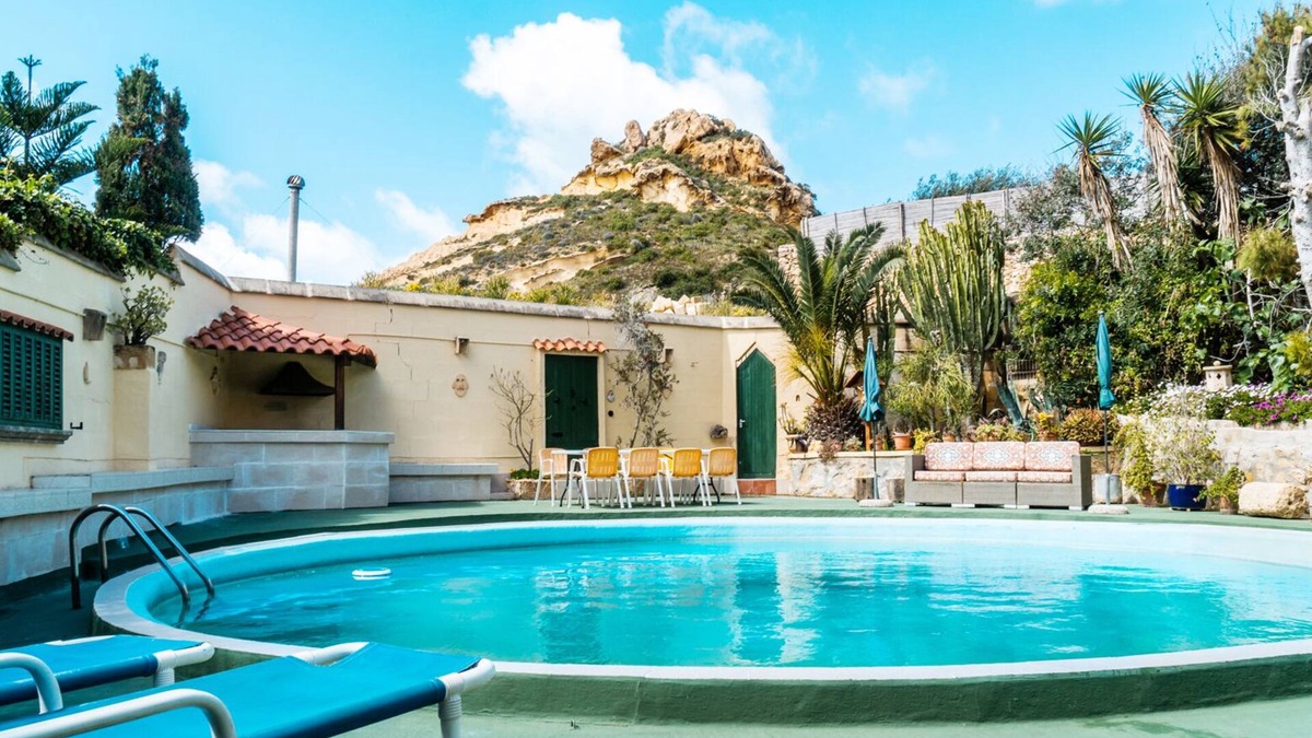 Zebbug Apartment | Derek's Marsalforn Home