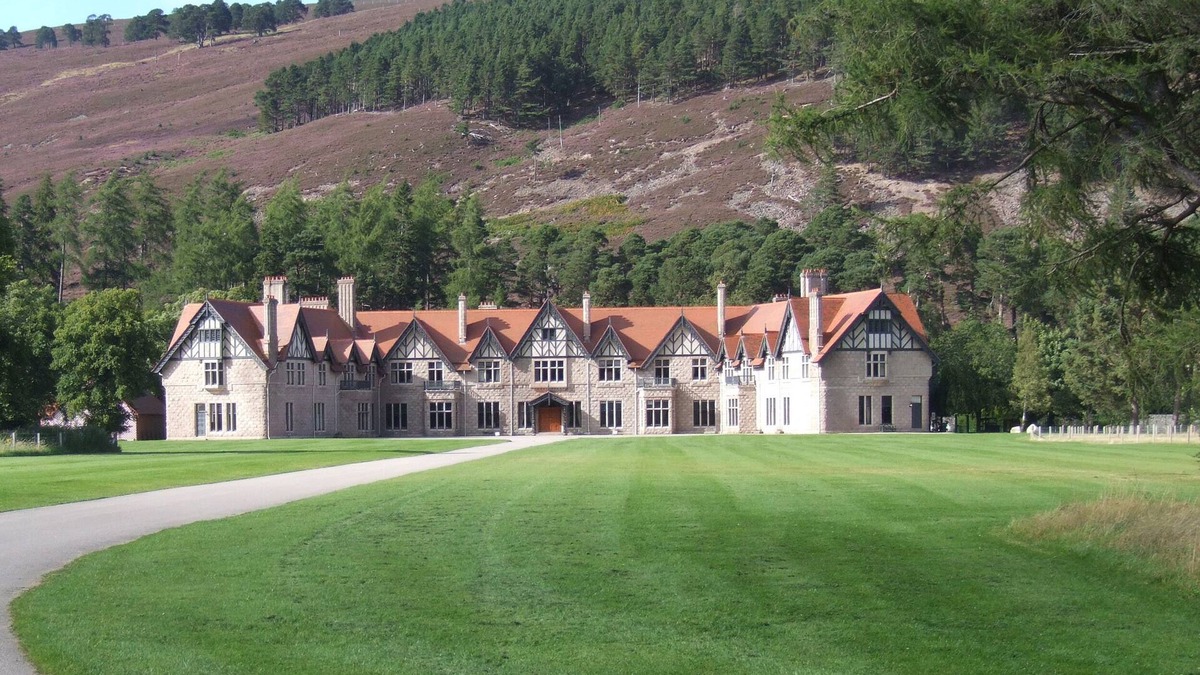 Braemar Cottage | Derry - Mar Lodge Estate