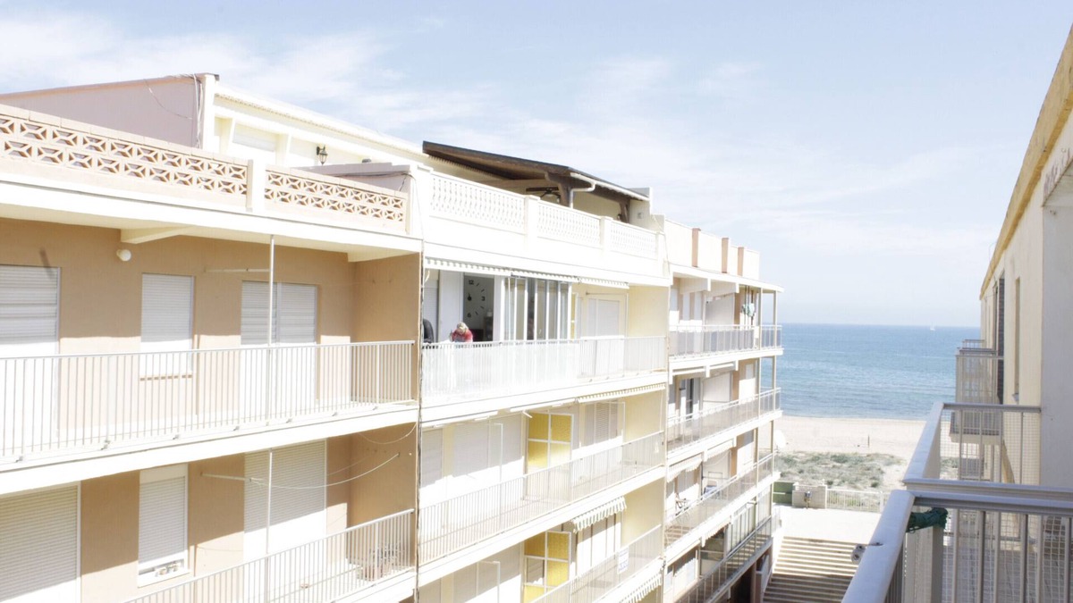 Xeraco Beach Apartment | Descans esc.D 4º pta.7 Only Families