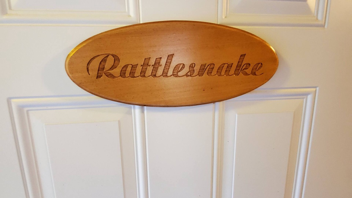 Maupin Apartment | Deschutes Motel - Rattlesnake - King Suite w/1 King Bed