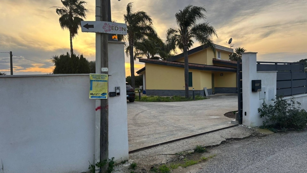 Ricadi Villa | DESCRIZIONE STRUTTURA