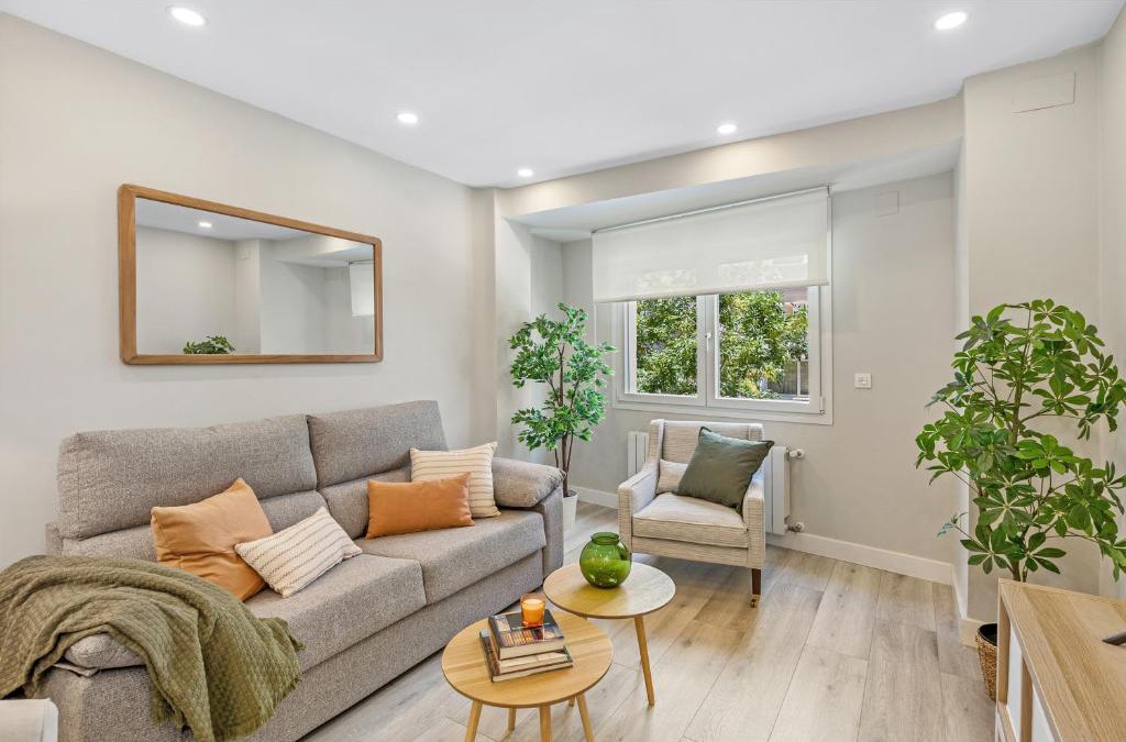 Figares Apartment | Descubre la Magia de Granada en este apartamento