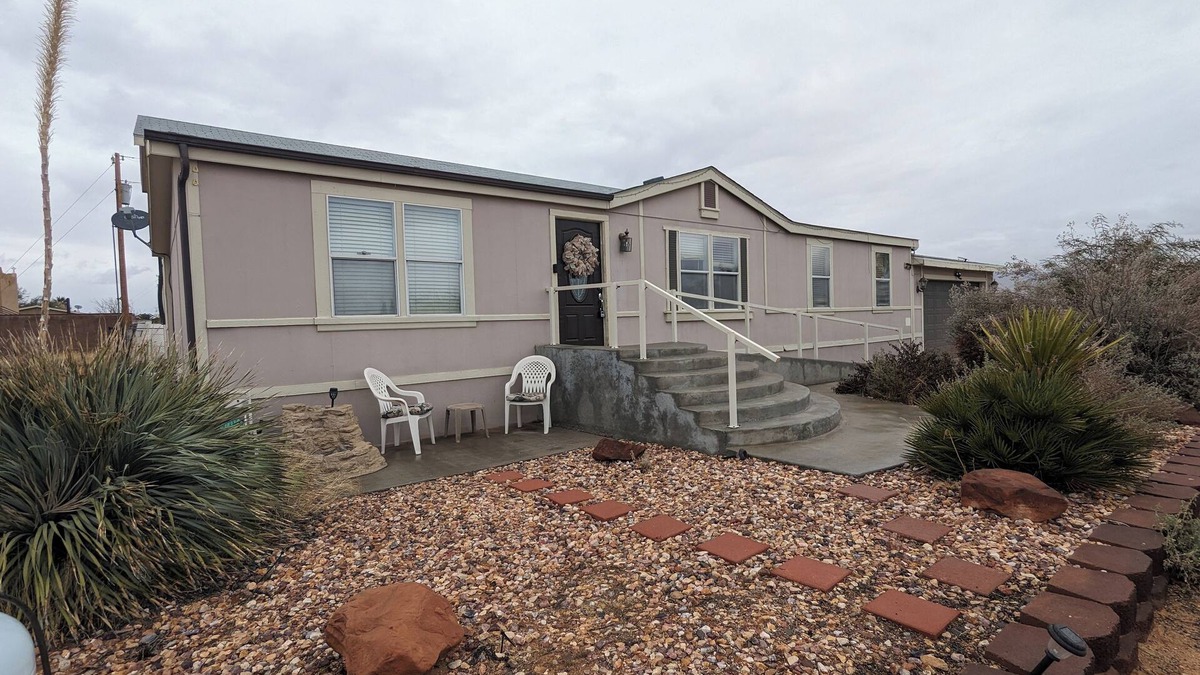 Littlefield House | Desert Get Away/Backyard/Hot Tub/Game Room