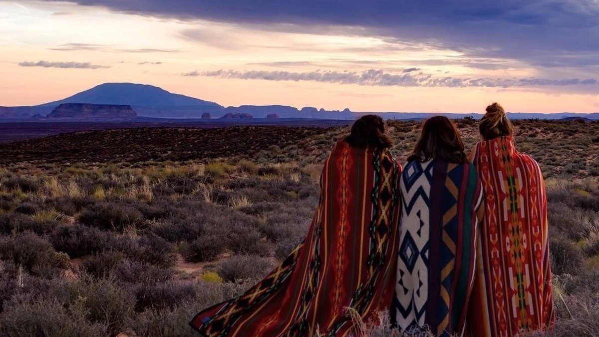 Page RV Rental | Desert Glamping! Near Horseshoe, Antelope Canyon, Lake Powell, Grand Canyon.