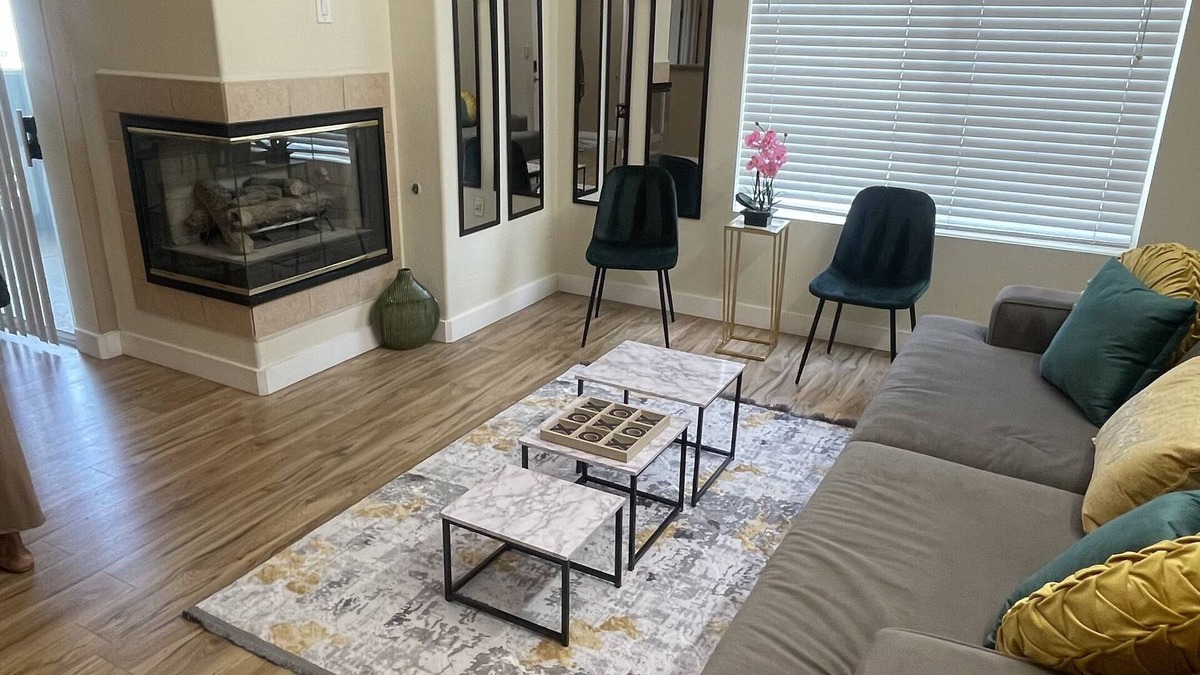 Deer Valley Condo | Desert Oasis -2BR Condo 15 mins to Downtown Phoenix, Pool & Spa