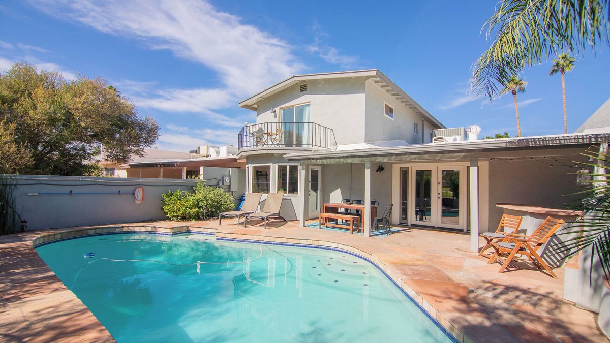 Shalimar House | Desert Oasis on Shalimar Golf Course, Pet Friendly