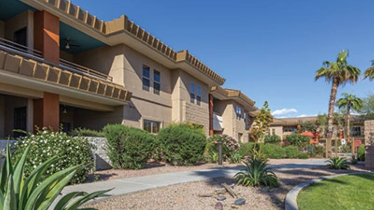 South Scottsdale Resort | Desert Oasis-Resort Fun
