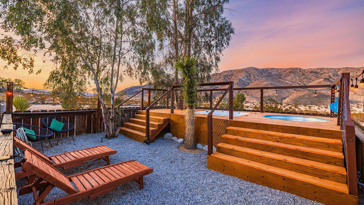 Indian Cove House | Desert Playground - hot tub, dipping pool, hammocks, stargazing, dog friendly!