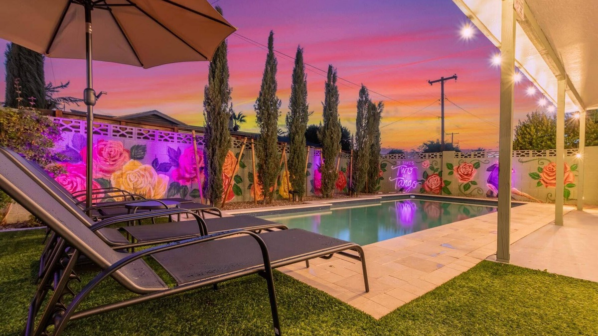 Park Scottsdale One House | Desert Rose Retreat|Heated Pool|2 Masters|Gameroom