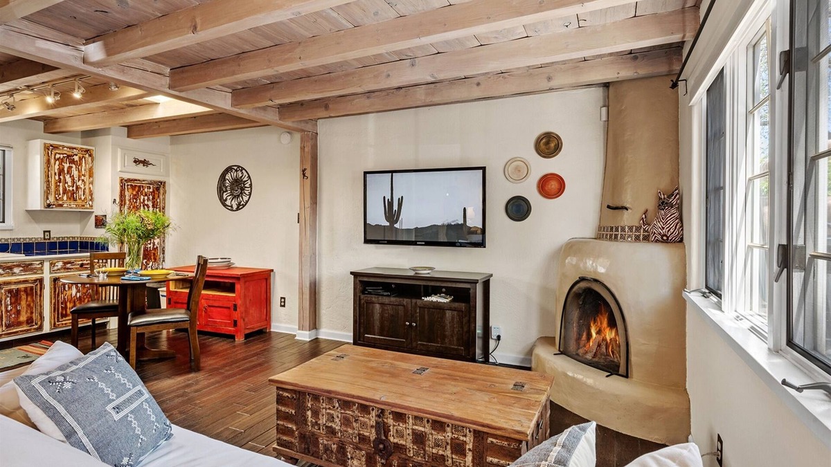 South Capitol House | Desiderata - Kiva Fireplace, Walk Everywhere