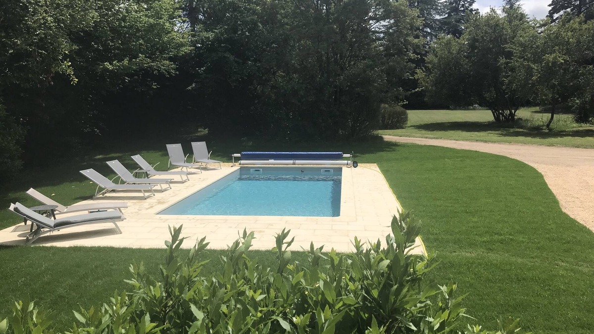 Liglet Villa | Design and decorative holiday home with heated pool