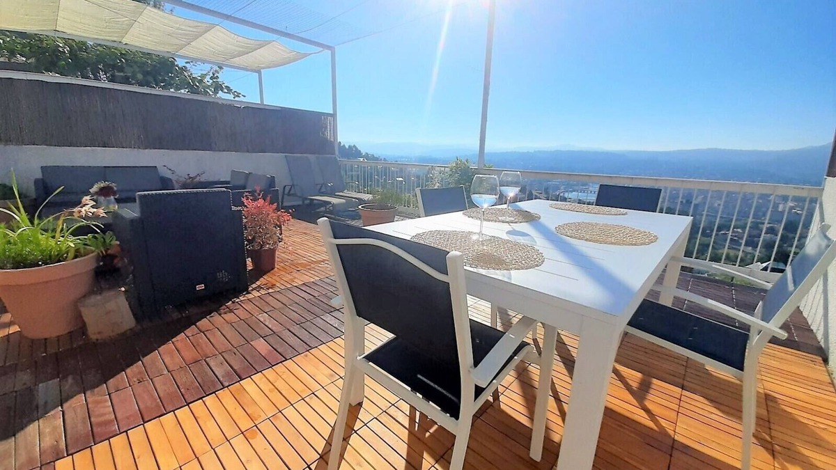 Poio House | Design and relax in Chalet in exclusive area but very close to the sea, central.