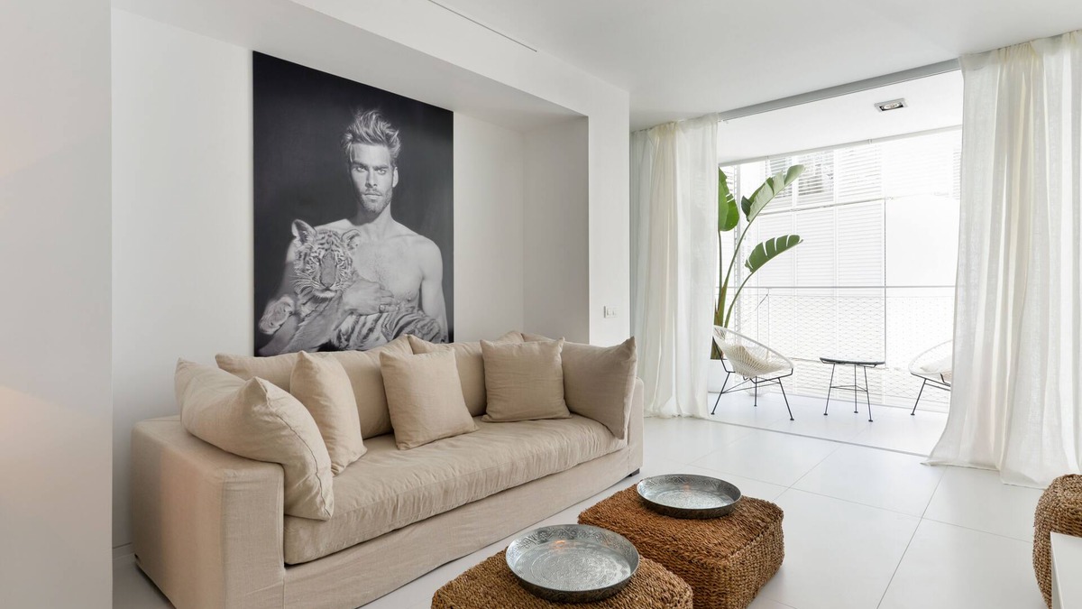 Talamanca Apartment | design apartment for 4 people at the best location. In front of PACHA & Lío.